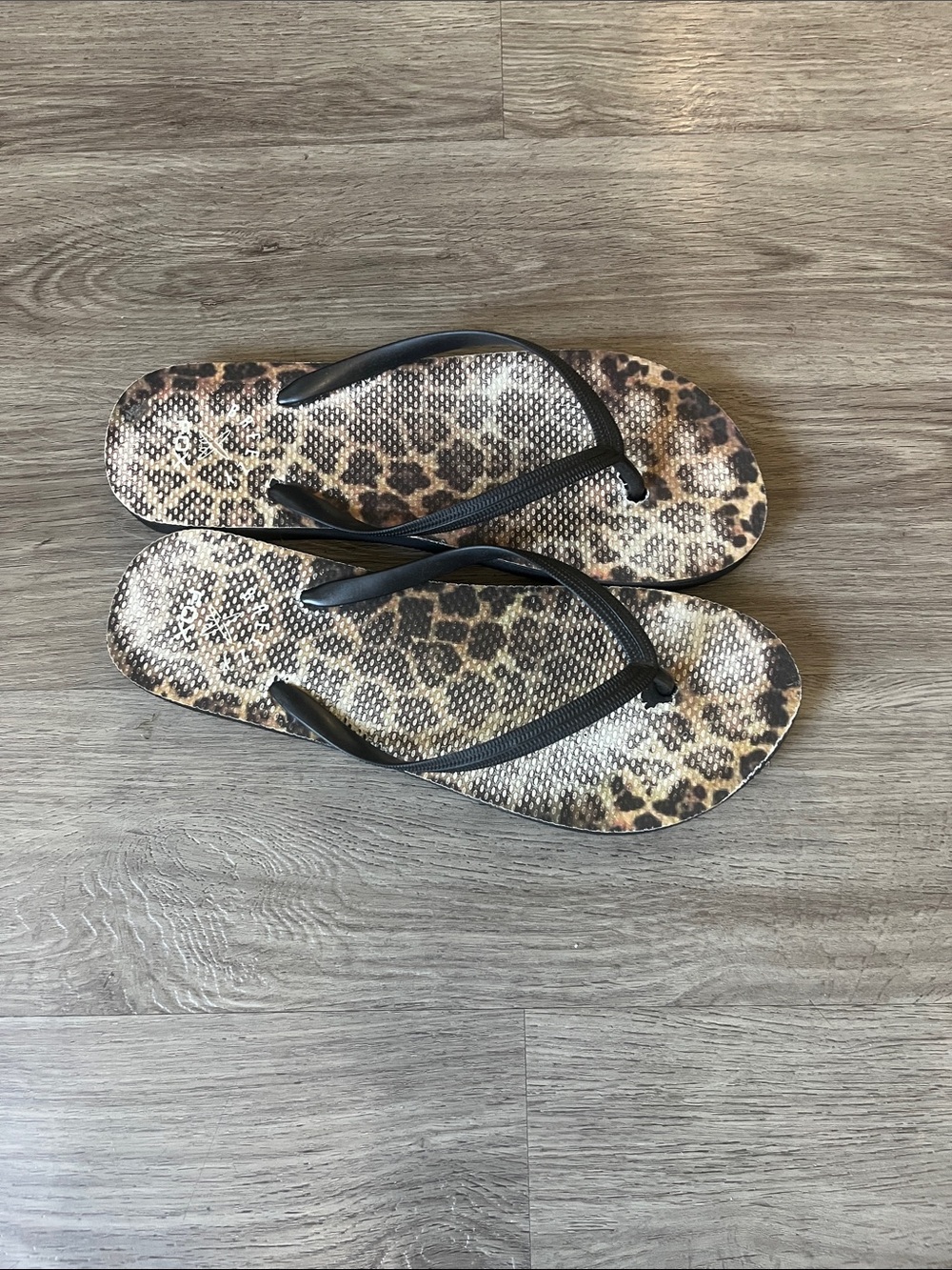Leopard Print Women's Flip Flops - Black Straps